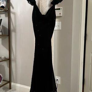 Vintage express from fifth Avenue in NYC black mermaid maxi dress silk/chiffon